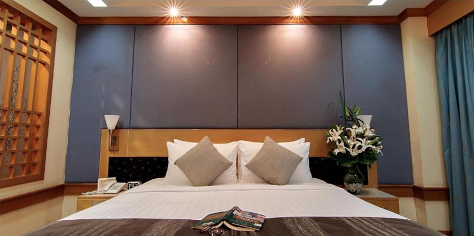Bossotel Бангкок Екстер'єр фото