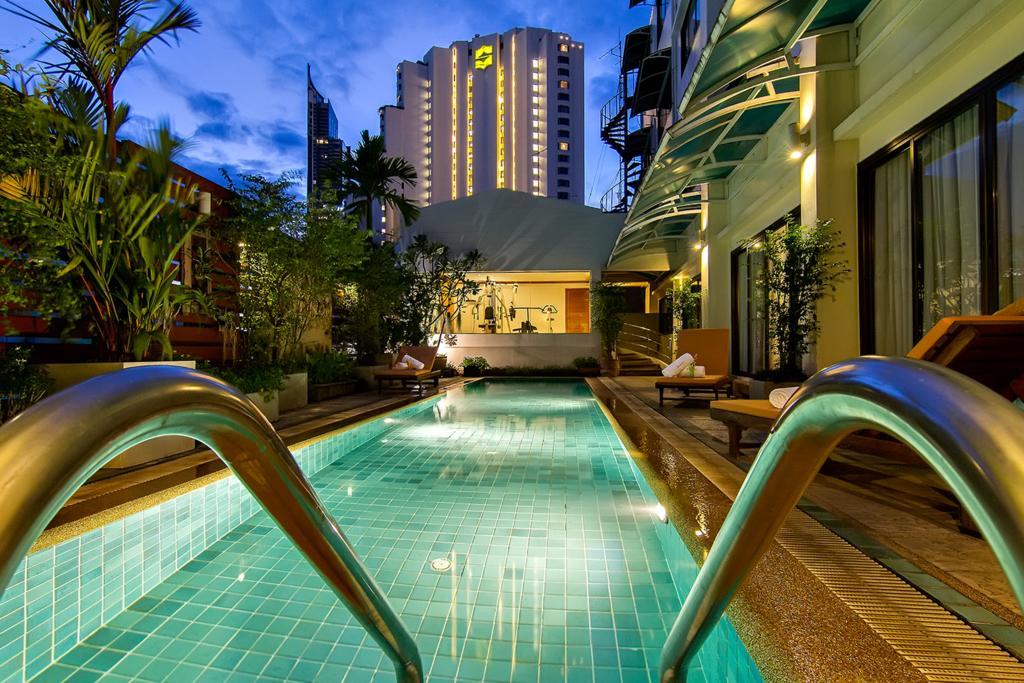 Bossotel Бангкок Екстер'єр фото