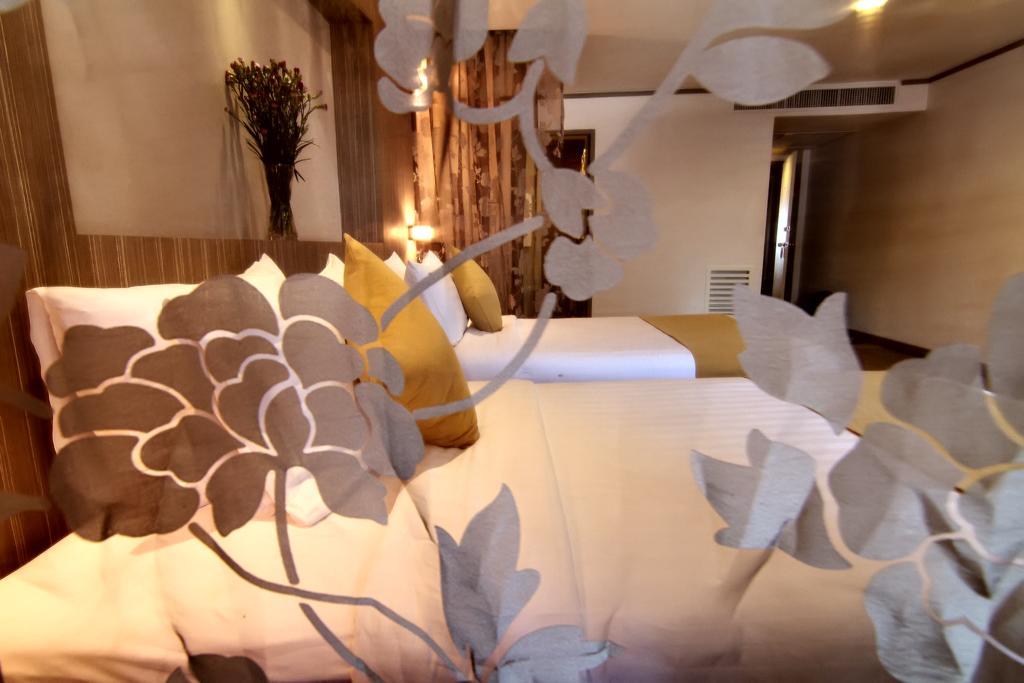 Bossotel Бангкок Екстер'єр фото