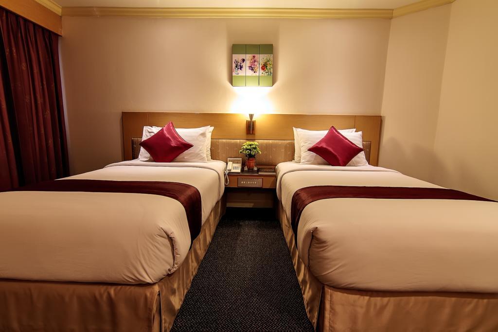 Bossotel Бангкок Екстер'єр фото